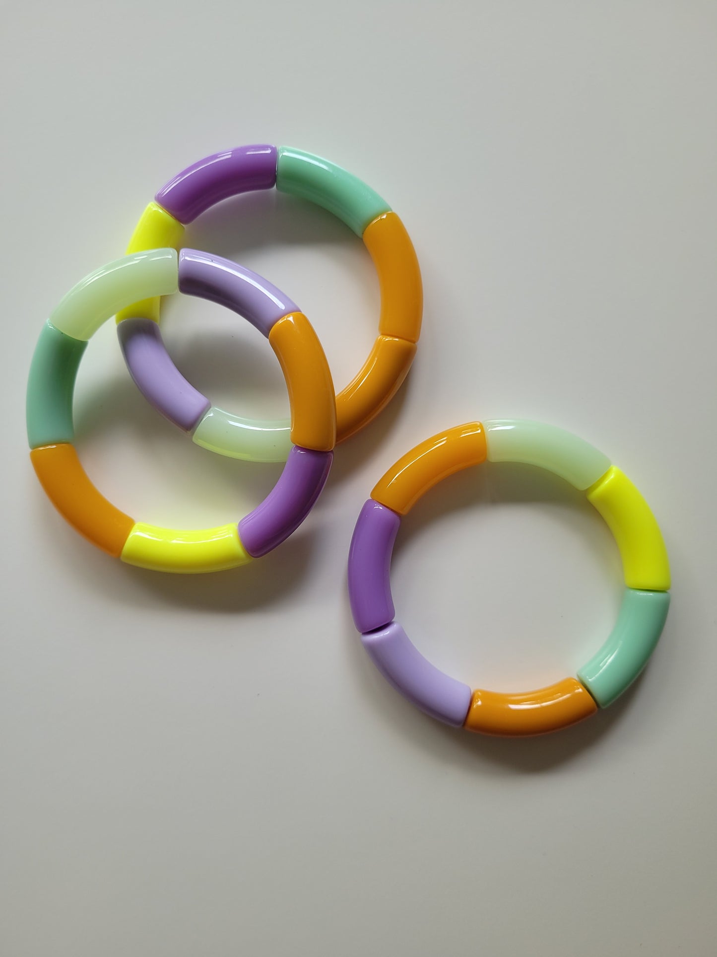 Vrolijke armbanden kleurenset 2