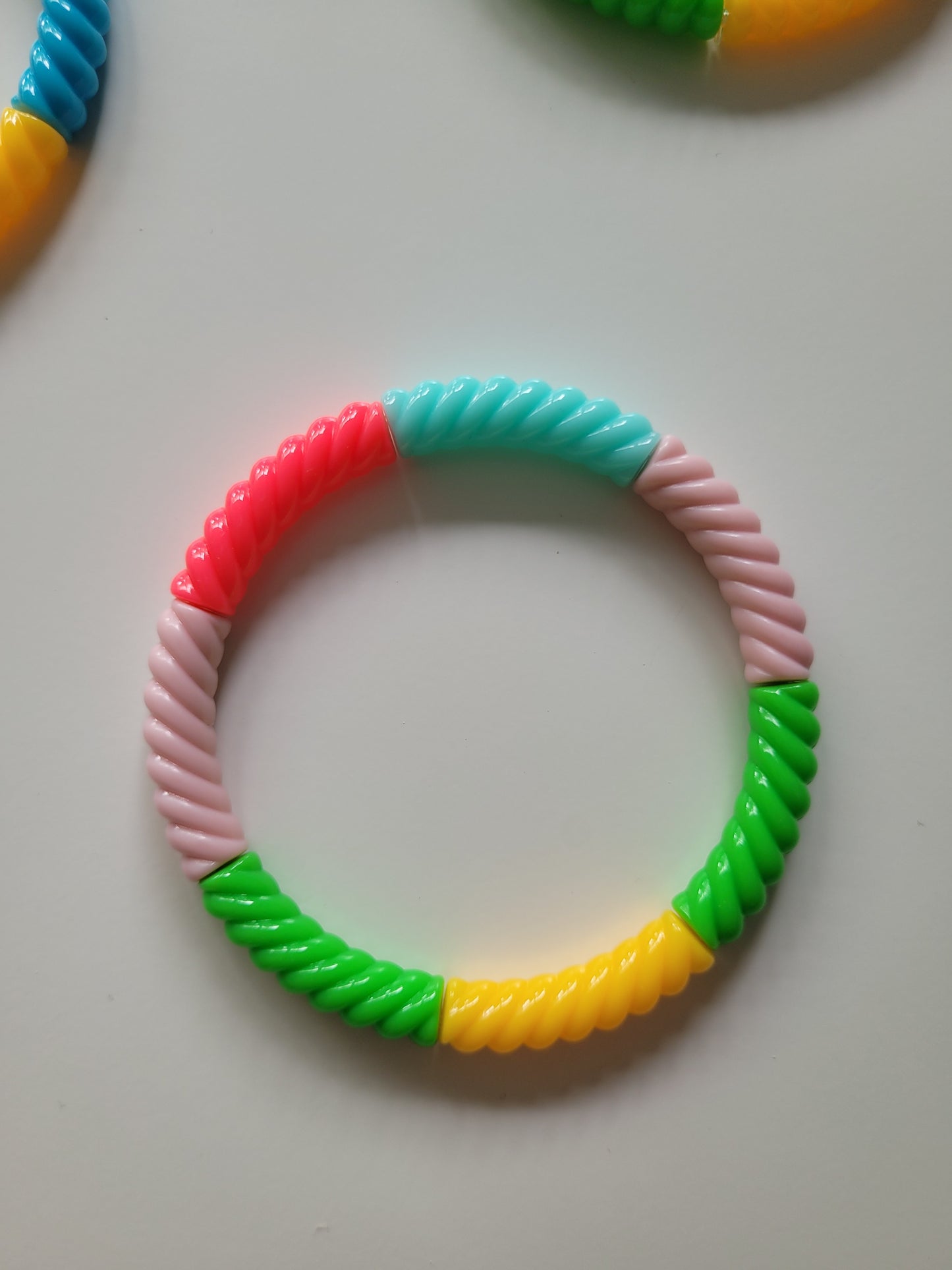 Ribbelarmbandjes zonder goud