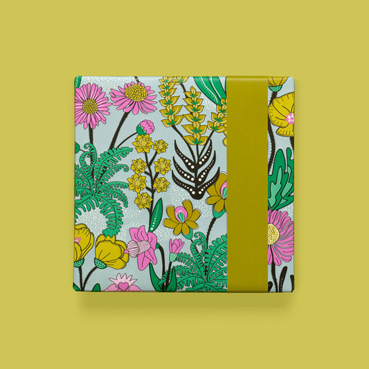 Inpakpapier olijf met vintage bloemen